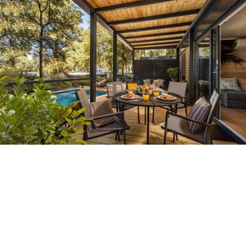 Porton Mobile Home