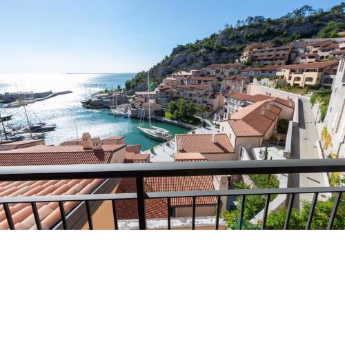 Portopiccolo Avolare Apartments in Borgo