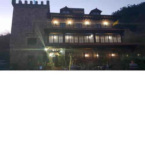 Posada Medieval El Manjon