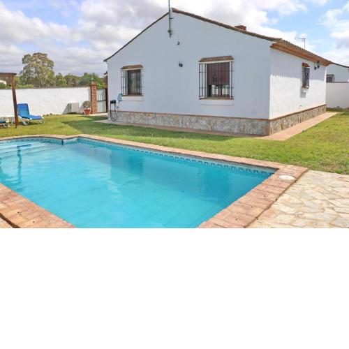 Preciosa casa con piscina
