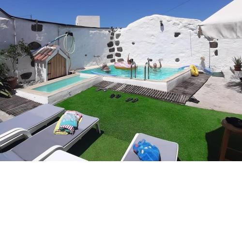 PRECIOSA CASA EMBLEMATATICA, PISCINA,WIFI