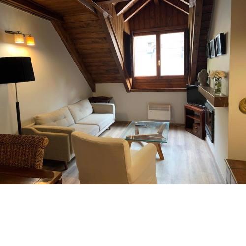 Precioso apartamento abuhardillado Canfranc