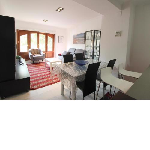 Precioso apartamento al lado de las Torres de Serrano