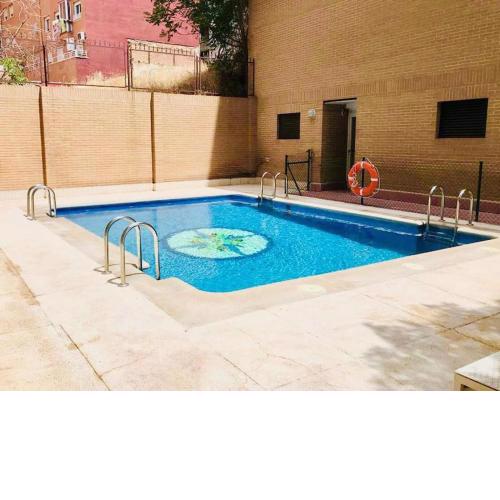Precioso apartamento con piscina