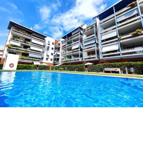 Precioso apartamento con piscina