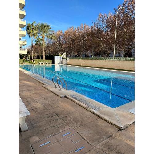 Precioso apartamento con piscina