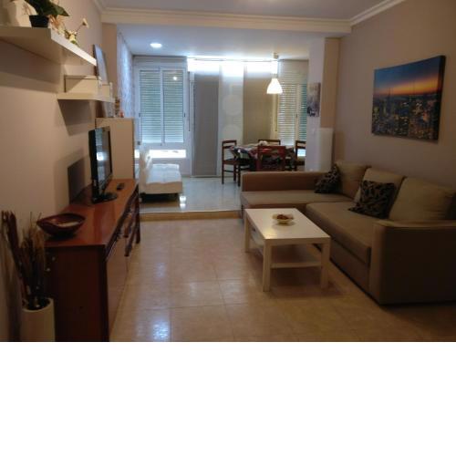 Precioso apartamento con terraza y piscina