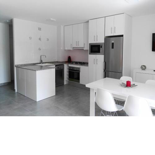 PRECIOSO APARTAMENTO EN PRIMERA LINEA DE MAR