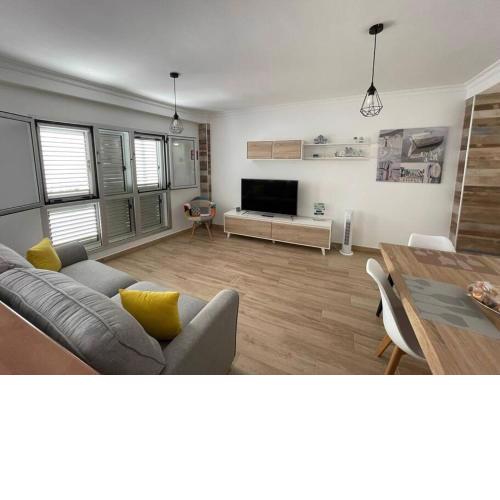 Precioso apartamento en residencial con piscina cerca de la playa