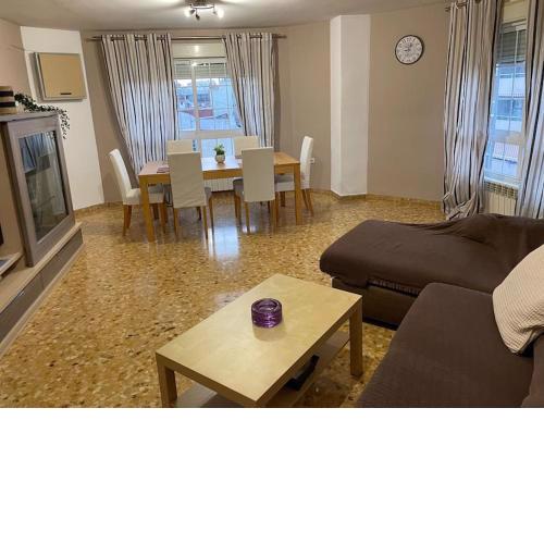 Precioso apartamento junto al centro con garaje