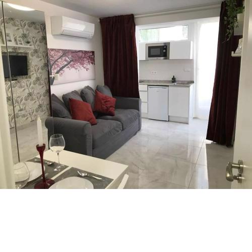 Precioso Apartamento nuevo con Jardín privado