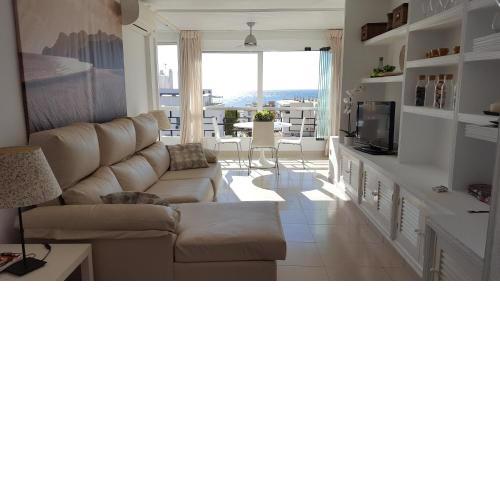 Precioso apartamento reformado con vistas directas al mar