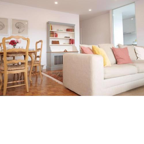 Precioso apartamento wifi, aparcamiento, piscina en Llanes