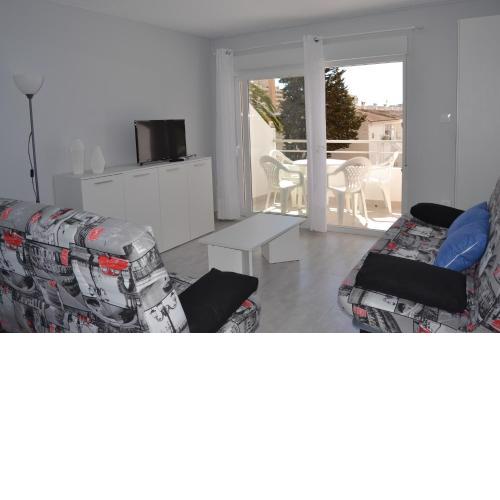 PRECIOSO APARTATAMENTO JUNTO AL MAR