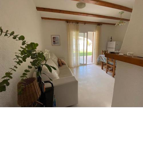Precioso Bungalow con piscina, terrazas y jardín en la playa
