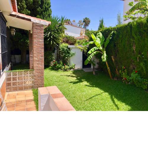 Precioso Chalet en Almuñecar junto al Mar con Garage privado