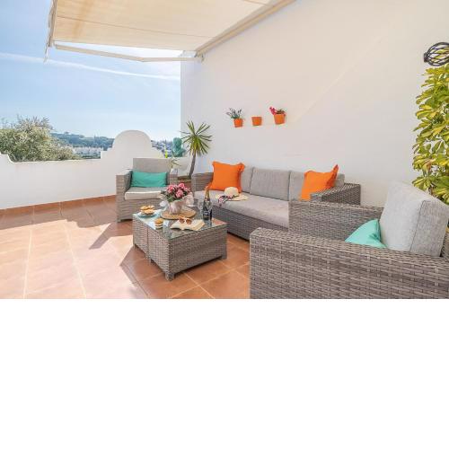 Precioso dúplex, golf, playa y relax en Marbella.