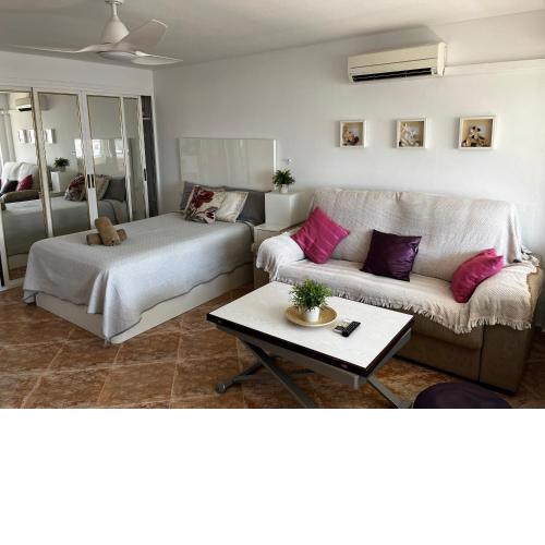Precioso estudio muy cercano a la playa