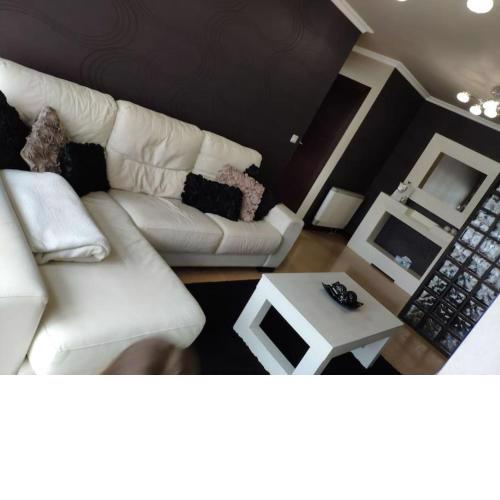Precioso Piso+Garaje Zona Sanxenxo Grove Portovono