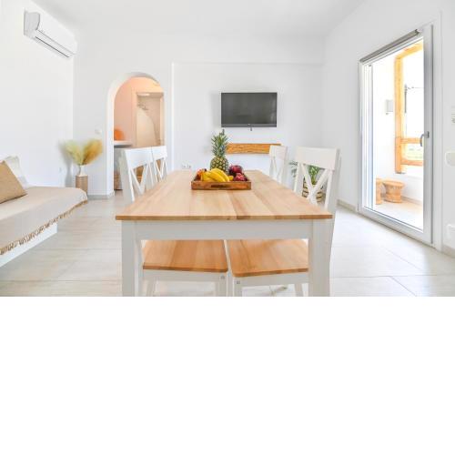 Pregadi Cycladic Suite
