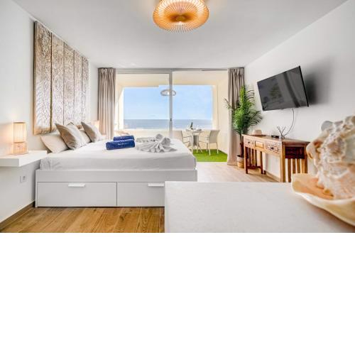 Premium and Sea