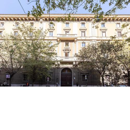 Prestigious Appartament Piazza Cavour
