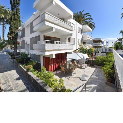 Pretty apartment in Maspalomas near the beach