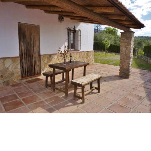 Pretty Cottage in Villanueva de la Concepci n with Pool
