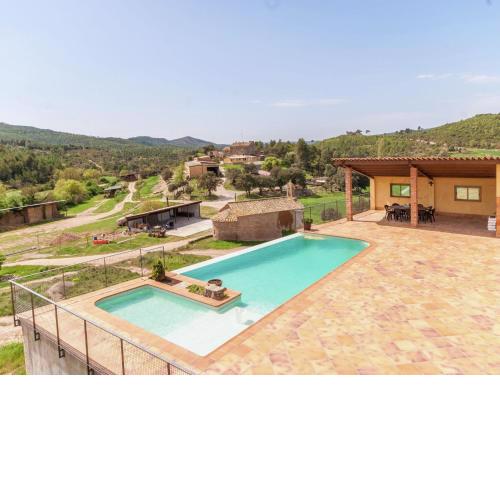 Pretty Mansion in Castellnou de Bages near Forest