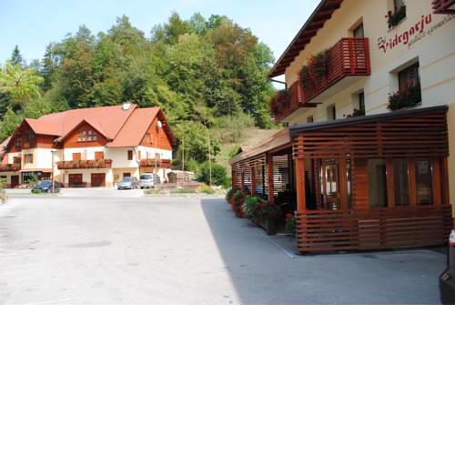 Pri Vidrgarju