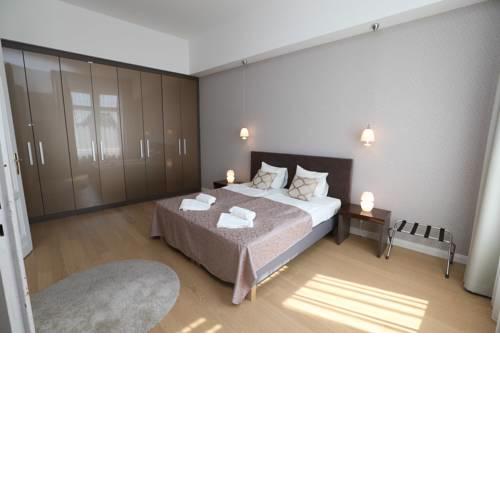 Prime Stays - Luxury Downtown