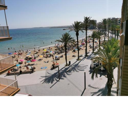 primera linea playa del cura con piscina