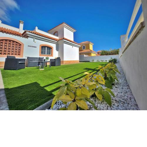 PRIMERA LUXURY HOUSE