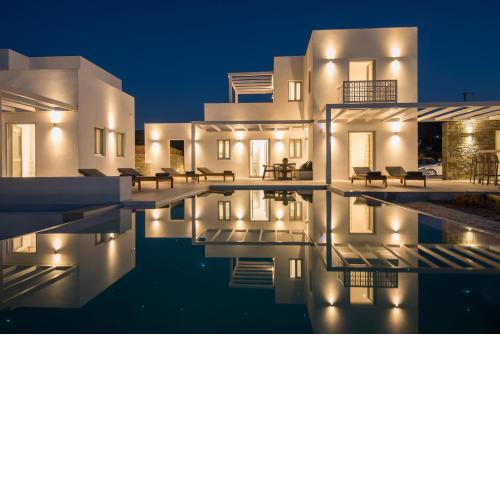 Private Luxury Villa with heated pool without chlorine