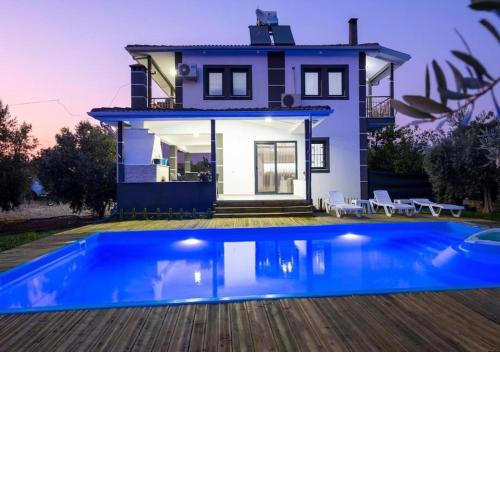 Private Pool in Nature for 6 People , Fethiye Muğla - AWZ 212