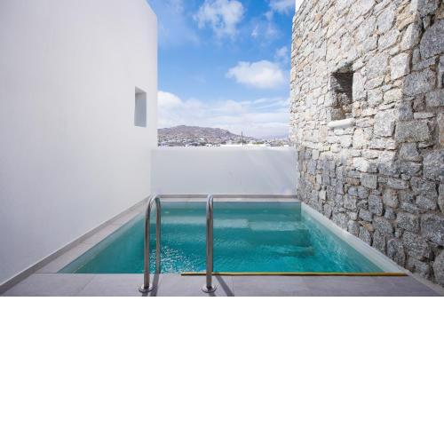 Private Pool VIlla by Sunshine Place World