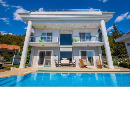 Private Pool Villa for 8 People in Fethiye, Ölüdeniz - AWZ 203