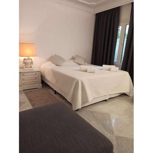 Private Room Beachfront Puerto Banus Marbella