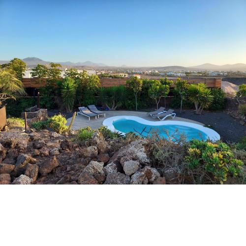 Private villa with pool in Lajares