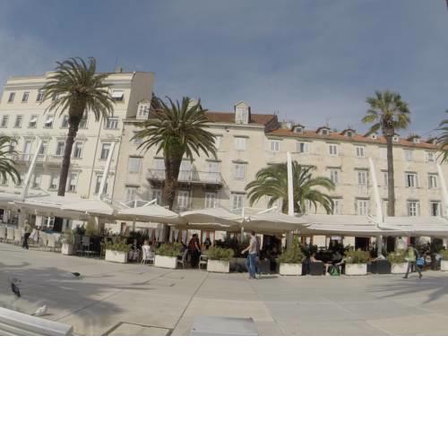 Promenade apartment