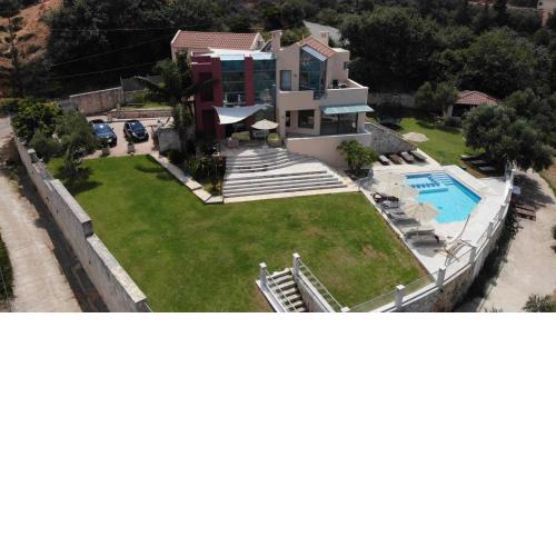 Provarma hills luxury villa gerani