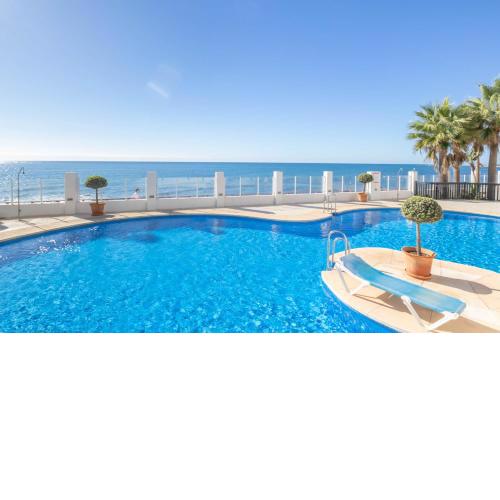 Puerta del mar 2 beachfront and pool - Happy Rentals