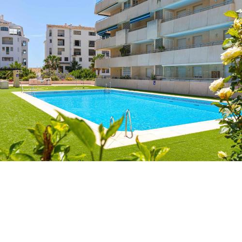 Puerto Banus, Marina Banus, 2BR, 2BTH, pool, parking, Marbella, 3H