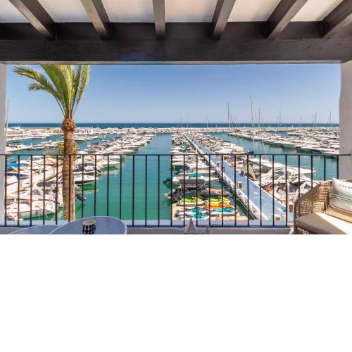 Puerto Banus Marina Harbour Seafront Apartment