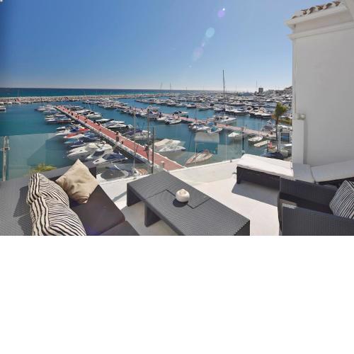 Puerto Banus New Harbor Penthouse 306