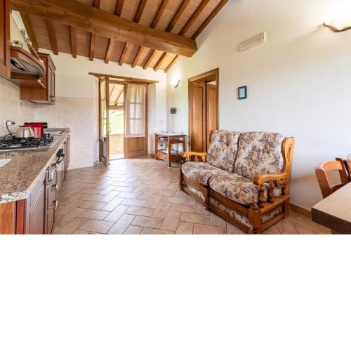 Pugnano Alto -appartamento Castagna