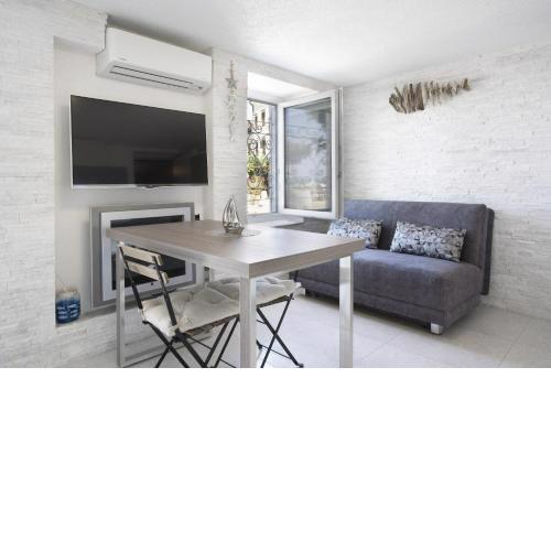 Punta Apartment KA 2'2 by Locap Group
