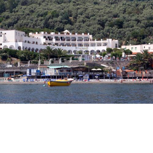 Punta Campanella Resort & Spa