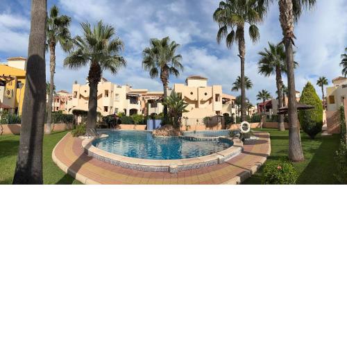 Punta Marina 1135, Luxury 2 bed, 2 bath Appt Wifi,Air Con,Overlooking Pool