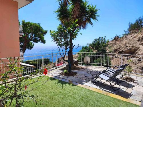 Punta Sole, VISTA MARE, Con giardino privato, PARCHEGGIO PRIVATO GRATIS
